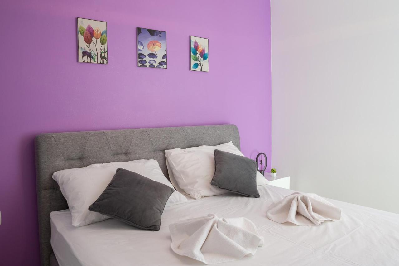 Apartment Alegria In Okrug With Heated Pool, Sea View, Jacuzzi, Wifi Трогір Екстер'єр фото